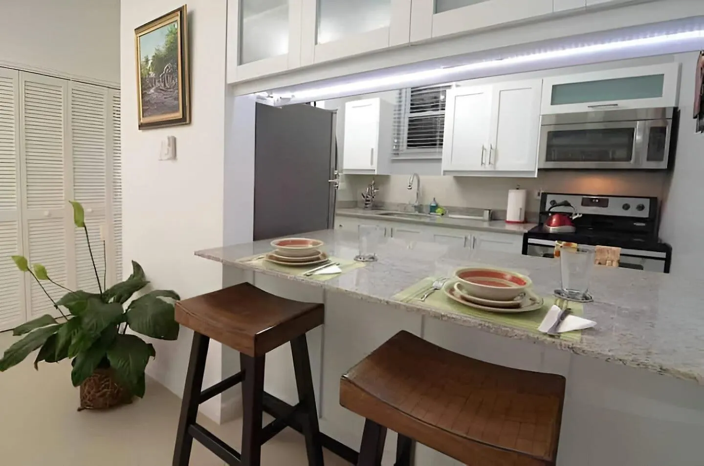 شقة 1-Bed Smart Access Condo Near Bob Marley Museum كينغستون جامايكا